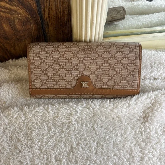 Celine Macadam Monogram Flap Kisslock Long Wallet Purse in EUC - Picture 4 of 15